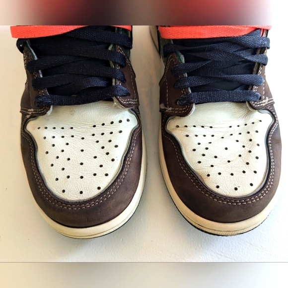 NIKE AIR JORDAN 1 Retro High OG "Hand Crafted" Sneakers - Picture 10 of 13